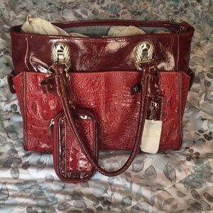 Madi Claire purse